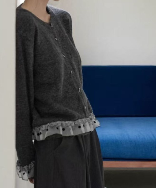 Teem Store(チームストア)の「ドットチュールフリルドッキング クルーネックニットカーディガン(ニット/セーター・レディース・ホワイト/グレー/ダークグレー・M)」の15枚目の写真