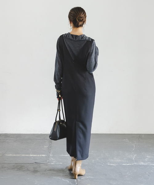 Noble（ノーブル）の「《WEB&一部店舗限定追加》ストレートVネックワンピース（ワンピース・レディース・ブラック/ブラウン・38/36）」の11枚目の写真