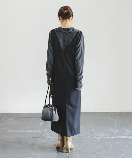 Noble（ノーブル）の「《WEB&一部店舗限定追加》ストレートVネックワンピース（ワンピース・レディース・ブラック/ブラウン・38/36）」の14枚目の写真