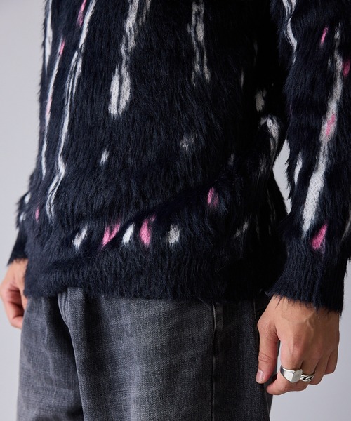 Chick(チック)の「Mid-weight Jacquard-woven Shaggy Knit / ミドルゲージ ジャガード織り シャギーニット 2026年 夏 夏服メンズ(ニット/セーター・メンズ・ブラック・M)」の4枚目の写真