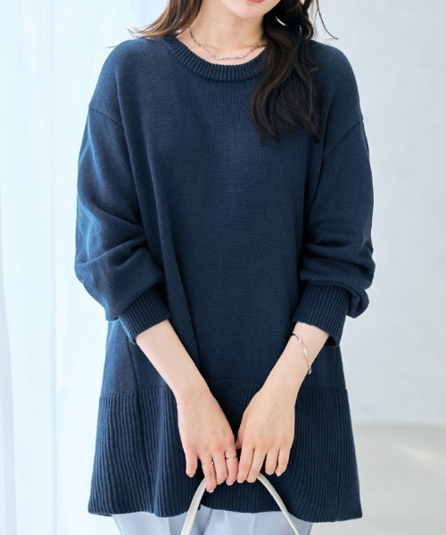 alotta(アロッタ)の「裾リブ切替ゆるニットチュニック(ニット/セーター・レディース・ラベンダー/レッド/ブラック/ネイビー・M/LL/L)」の21枚目の写真