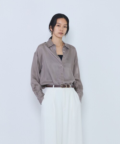 1er Arrondissement(プルミエアロンディスモン)の「キュプラフィブリルレギュラーカラーシャツ(シャツ/ブラウス・レディース・ブラック/ブラウン/グレイッシュベージュ・38/36)」の1枚目の写真