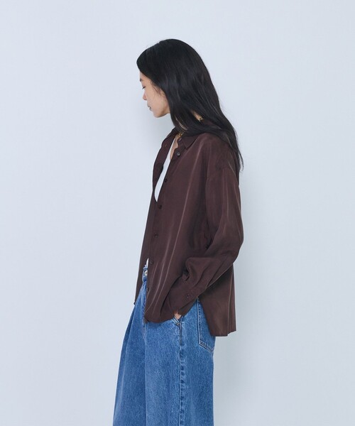 1er Arrondissement(プルミエアロンディスモン)の「キュプラフィブリルレギュラーカラーシャツ(シャツ/ブラウス・レディース・ブラック/ブラウン/グレイッシュベージュ・38/36)」の4枚目の写真