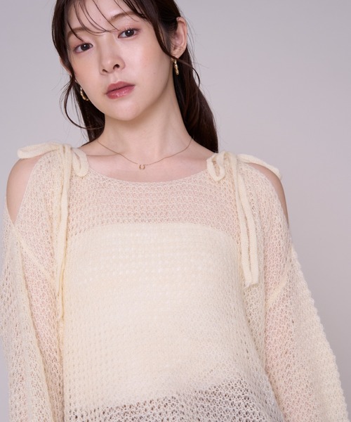 MISCH MASCH(ミッシュマッシュ)の「2026秋冬新作 肩リボンゆったりニット(ニット/セーター・レディース・パープル/ベージュ/ホワイト・フリ-)」の1枚目の写真