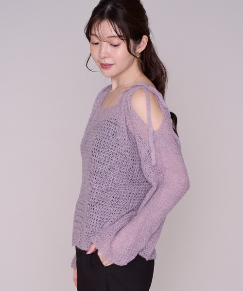 MISCH MASCH(ミッシュマッシュ)の「2026秋冬新作 肩リボンゆったりニット(ニット/セーター・レディース・パープル/ベージュ/ホワイト・フリ-)」の4枚目の写真