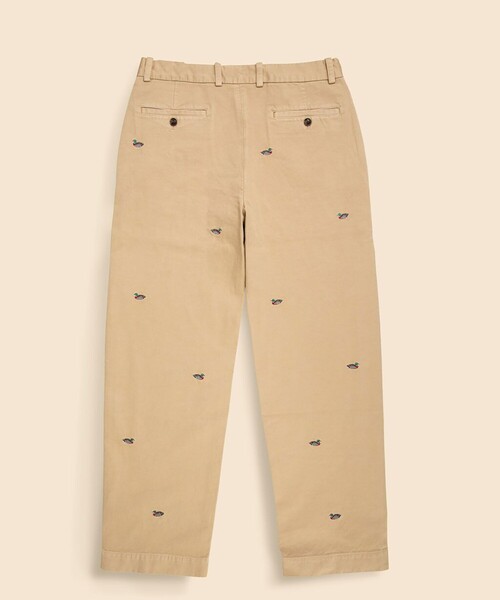 BROOKS BROTHERS(ブルックスブラザーズ)の「コットン ダックエンブロイダリー ヘリテージチノパンツ(チノパンツ・メンズ・ベージュ・32inch/33inch/34inch/35inch/36inch/31inch/30inch)」の2枚目の写真