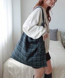 【荷物がたっぷり入る◎】チェック柄ビッグトートバッグ