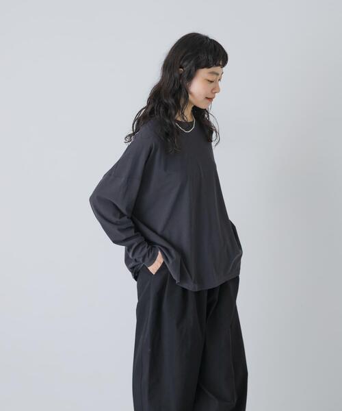 かぐれ（カグレ）の「ハイツイストコットン長袖Tシャツ（Tシャツ/カットソー・レディース・ブラック/オフホワイト/チャコールグレー・FREE）」の3枚目の写真