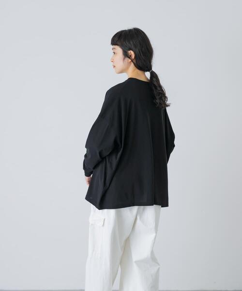 かぐれ（カグレ）の「ハイツイストコットン長袖Tシャツ（Tシャツ/カットソー・レディース・ブラック/オフホワイト/チャコールグレー・FREE）」の20枚目の写真