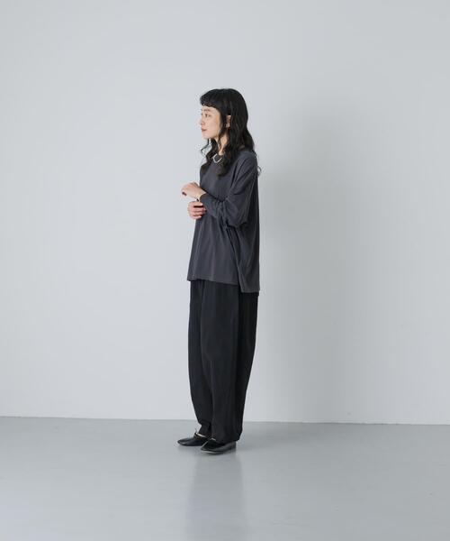 かぐれ（カグレ）の「ハイツイストコットン長袖Tシャツ（Tシャツ/カットソー・レディース・ブラック/オフホワイト/チャコールグレー・FREE）」の11枚目の写真