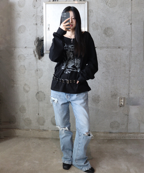 DEFYCLUBROBBERS(ディファイクラブロバース)の「BACKSTAGE MUSE ボートネックワンショルダーロングスリーブ ブラック(Tシャツ/カットソー・レディース・その他・FREE)」の2枚目の写真