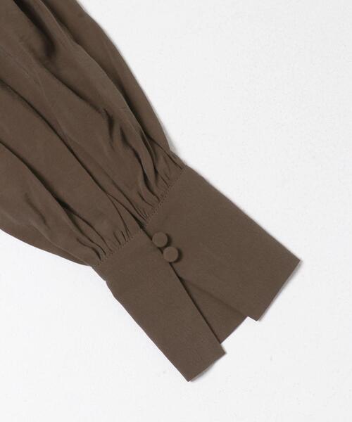 URBAN RESEARCH ROSSO WOMEN(アーバンリサーチ ロッソ)の「『WEB/一部店舗限定』ギャザーショルダーバックリボンブラウス(シャツ/ブラウス・レディース・ブラウン/オフホワイト/ネイビー・FREE)」の21枚目の写真