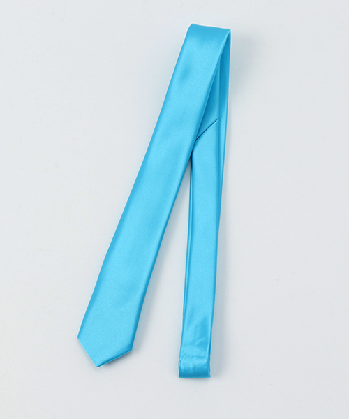 ADPOSION（アドポーション）の「【日本製】ソリッドカラー アセテートナロータイ（ネクタイ・メンズ・ブラック/ホワイト/ボルドー/ネイビー/グレー/シルバー/グリーン/パープル/ブルー/サックスブルー・FREE）」の7枚目の写真