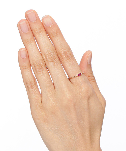 COCOSHNIK（ココシュニック）の「カラーストーン(ルビー) バゲットカットリング（リング・レディース・イエローゴールド/ゴールド系・12/8/10/14号）」の8枚目の写真