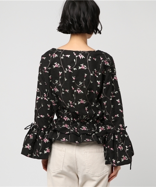 one after another NICE CLAUP（ワンアフターアナザーナイスクラップ）の「総刺繍ブラウス（シャツ/ブラウス・レディース・ピンク/レッド/ブラック・FREE）」の6枚目の写真