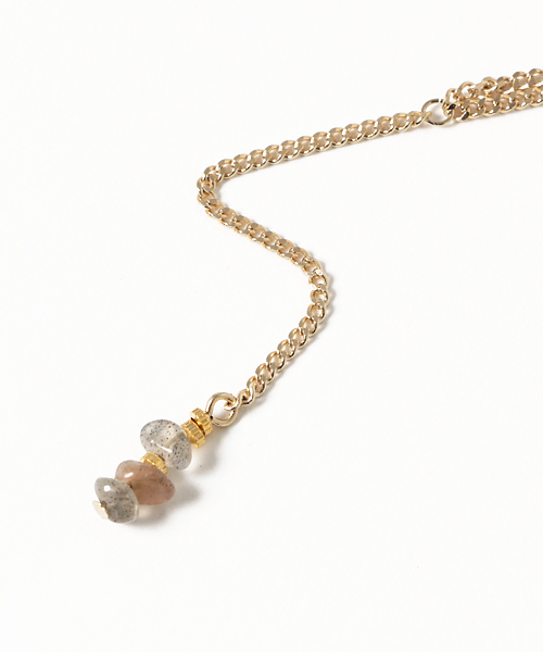 un dix cors（アンディコール）の「プチストーン付フリンジネックレス（ネックレス・レディース・シルバー/ゴールド・ﾌﾘ-）」の5枚目の写真