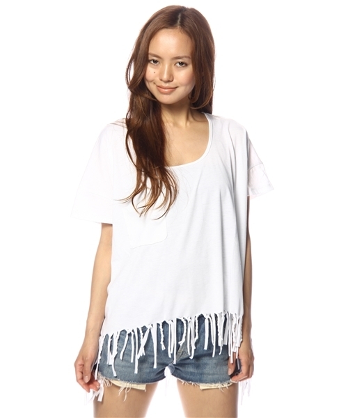 LOVE GIRLS MARKET（ラブ ガール マーケット）の「フリンジトップス（Tシャツ/カットソー・レディース・ホワイト/グレー/スミクロ・FREE）」の2枚目の写真