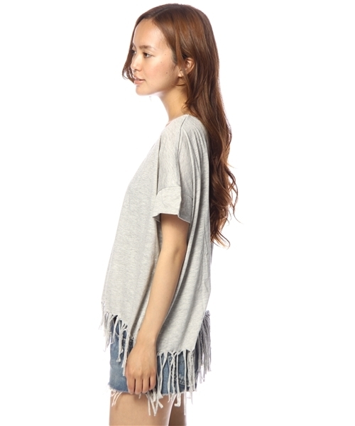 LOVE GIRLS MARKET（ラブ ガール マーケット）の「フリンジトップス（Tシャツ/カットソー・レディース・ホワイト/グレー/スミクロ・FREE）」の10枚目の写真