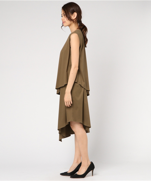 PEGGY LANA（ペギーラナ）の「Asymmetric Layered OP（ワンピース・レディース・ネイビー/ブラウン/ブルー・1/2）」の5枚目の写真