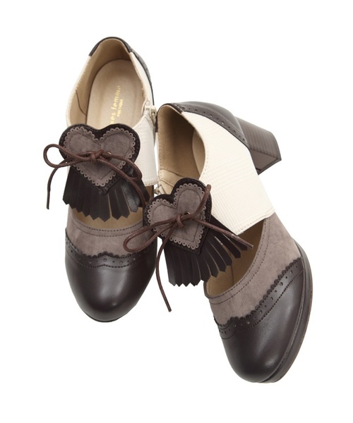 axes femme POETIQUE（アクシーズファムポエティック）の「ハートオックスフォード（パンプス・レディース・ベージュ/ネイビー/ブラック・MEDIUM/LARGE）」の3枚目の写真