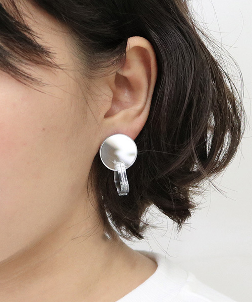 ACCOMMODE(アコモデ)の「ミラーイヤリング2(イヤリング・レディース・ブラック/ベージュ/ブラウン/ブラウン系その他/A/B/C/D/E・FREE)」の7枚目の写真