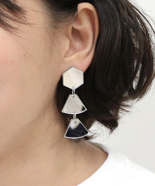 ACCOMMODE(アコモデ)の「ミラーイヤリング2(イヤリング・レディース・ブラック/ベージュ/ブラウン/ブラウン系その他/A/B/C/D/E・FREE)」の9枚目の写真