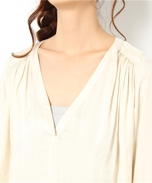 SHIPS for women（シップスフォーウィメン）の「①-0058スキッパー ギャザーブラウス（シャツ/ブラウス・レディース・オフホワイト/ブラック/マスタード・ONE SIZE）」の6枚目の写真