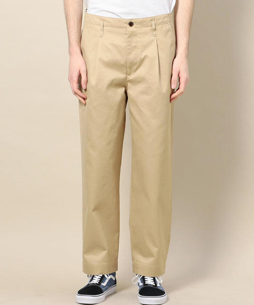 BEAUTY&YOUTH UNITED ARROWS（ビューティーアンドユースユナイテッドアローズ）の「BY コールドマーセライズ 1P ワイド チノパンツ -MADE IN JAPAN-（チノパンツ・メンズ・オフホワイト/ベージュ・SMALL/MEDIUM/LARGE/X-LARGE）」の13枚目の写真