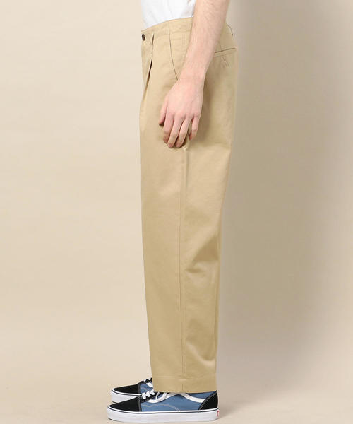 BEAUTY&YOUTH UNITED ARROWS（ビューティーアンドユースユナイテッドアローズ）の「BY コールドマーセライズ 1P ワイド チノパンツ -MADE IN JAPAN-（チノパンツ・メンズ・オフホワイト/ベージュ・SMALL/MEDIUM/LARGE/X-LARGE）」の14枚目の写真