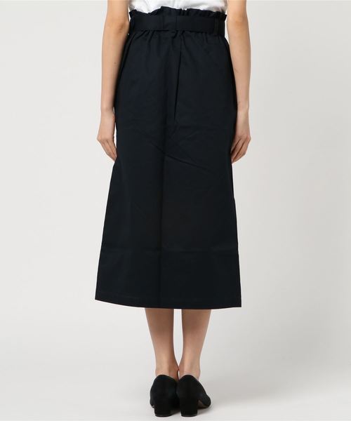 Pierrot（ピエロ）の「綿ツイルベルト付きトレンチスカート（スカート・レディース・ベージュ/ライトベージュ/カーキ/ネイビー・M）」の5枚目の写真