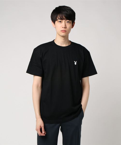 BEAMS T(ビームスティー)の「PLAYBOY × BEAMS T / 別注 Cover Girl Tee(Tシャツ/カットソー・メンズ・ホワイト/ブラック・SMALL/MEDIUM/X-LARGE/LARGE)」の1枚目の写真
