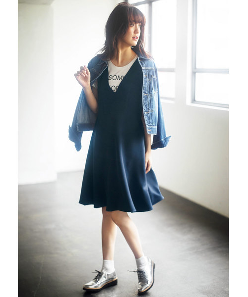 GeeRA（ジーラ）の「深Ｖネックジャンスカ（ジャンパースカート・レディース・ブラック/ネイビー/モカ・SMALL/X-LARGE/MEDIUM/LARGE/XX-LARGE）」の12枚目の写真