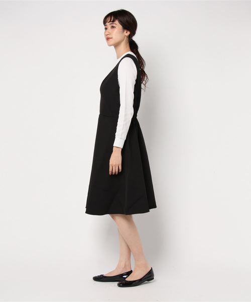 GeeRA（ジーラ）の「深Ｖネックジャンスカ（ジャンパースカート・レディース・ブラック/ネイビー/モカ・SMALL/X-LARGE/MEDIUM/LARGE/XX-LARGE）」の5枚目の写真