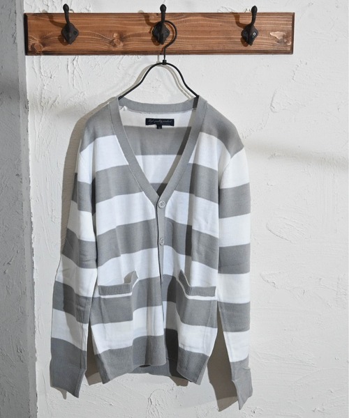 Anytime Songs(エニータイムソングス)の「Vネックカーディガン(ニット/セーター・メンズ・チャコール/ブルー/ブラック/グレー系その他/マスタード/ワインレッド/ネイビー/ブラック系その他/ブラウン・LARGE/MEDIUM/X-LARGE)」の3枚目の写真