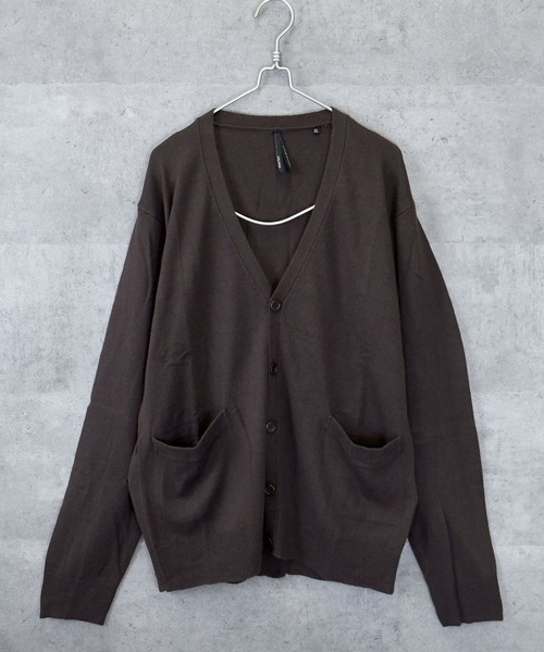 Anytime Songs(エニータイムソングス)の「Vネックカーディガン(ニット/セーター・メンズ・チャコール/ブルー/ブラック/グレー系その他/マスタード/ワインレッド/ネイビー/ブラック系その他/ブラウン・LARGE/MEDIUM/X-LARGE)」の5枚目の写真