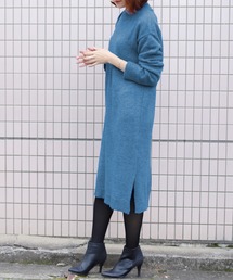 スリット入り暖かニットワンピース