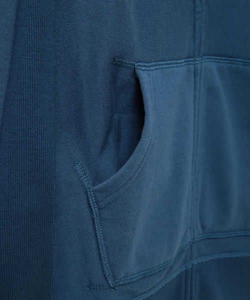 BEAMS LIGHTS（ビームスライツ）の「BEAMS LIGHTS / フラットシーマ 2トーンパーカ（スウェット・メンズ・グレー/インディゴブルー・SMALL/MEDIUM/LARGE/X-LARGE）」の8枚目の写真