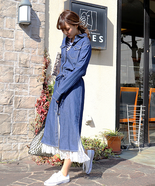 n'ee-ne（ネーネ）の「ロングデニムシャツワンピース（シャツワンピース・レディース・インディゴブルー/ブルー/ブルー系その他・LL/M/L）」の5枚目の写真