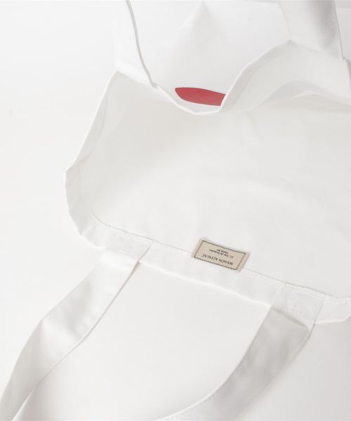 Maison Kitsune（メゾンキツネ）の「TOTE BAG TRICOLOR FOX（トートバッグ・メンズ・ホワイト/ネイビー・U）」の8枚目の写真