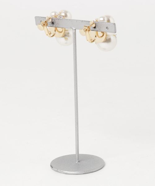 Cupid Heart（キューピッドハート）の「【Cupid Heart】結婚式アクセ パールイヤリング（イヤリング・レディース・ベージュ・MEDIUM）」の2枚目の写真