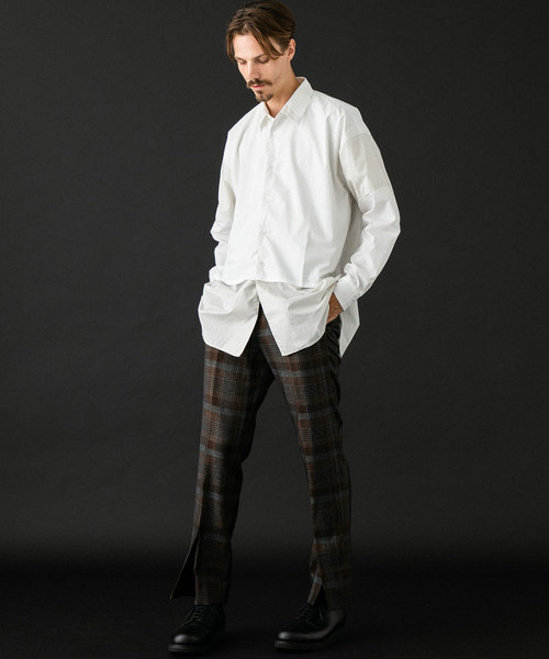 UNITED TOKYO（ユナイテッドトウキョウ）の「スリットフレアパンツ（その他パンツ・メンズ・ブラウン/ネイビー・1/2/3）」の8枚目の写真