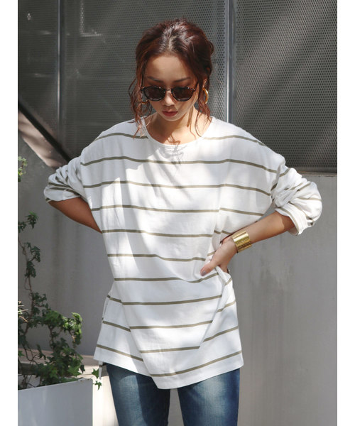 Ungrid（アングリッド）の「クルーネックサイドスリットボーダーロングスリーブTee（Tシャツ/カットソー・レディース・ブラウン系その他/ホワイト×ネイビー/ホワイト×カーキブラウン/ネイビー×ホワイト・マルチサイズ）」の9枚目の写真