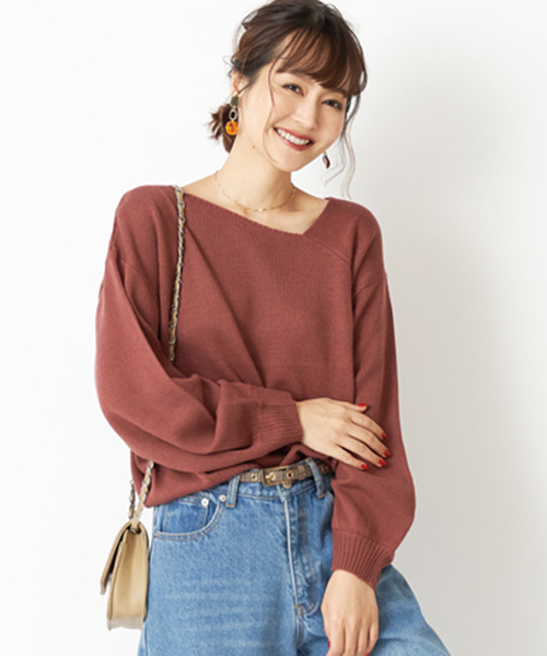 STYLEBLOCK（スタイルブロック）の「アシメネックボリューム袖ビッグシルエットニットセーター（ニット/セーター・レディース・ブラック/ダークグリーン/ブラウン/オフホワイト/ブラウン系その他・M）」の3枚目の写真