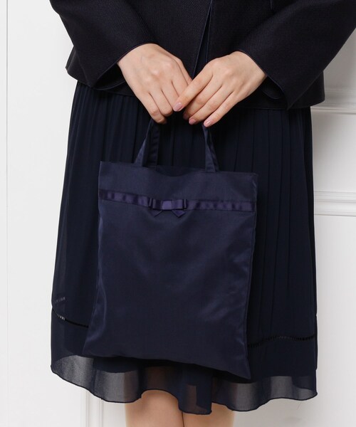 SHOO・LA・RUE（シューラルー）の「携帯バッグ付スリッパ（ルームシューズ/スリッパ・レディース・ブラック/ネイビー/ネイビー系/ブラック系・00）」の15枚目の写真