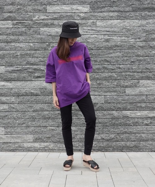 DOUBLE STANDARD CLOTHING(ダブルスタンダードクロージング)の「DSC / ラスティック天竺ビッグシルエットTシャツ(Tシャツ/カットソー・レディース・ブラック/オフホワイト/パープル・36/38)」の16枚目の写真