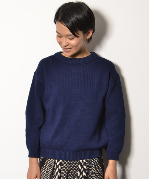 AMERICAN RAG CIE(アメリカンラグシー)の「【オンライン限定セール対象品】ミドルゲージコットンニット/209-ADK-L142-KN090(ニット/セーター・レディース・グリーン/ネイビー・FREE)」の1枚目の写真