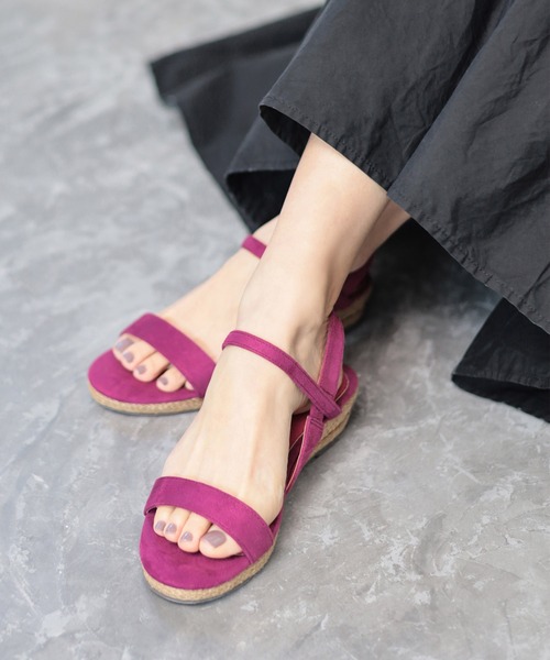 SESTO(セスト)の「ローヒールウエッジソールサンダル(サンダル・レディース・ブラック/パープル/ネイビー/レッド/サックスブルー/シルバー/イエロー/グリーン/パイソン/グレー/ベージュ/ホワイト/ゴールド・LL/SS/S/M/L/3L)」の9枚目の写真