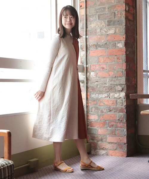 SESTO(セスト)の「ローヒールウエッジソールサンダル(サンダル・レディース・ブラック/パープル/ネイビー/レッド/サックスブルー/シルバー/イエロー/グリーン/パイソン/グレー/ベージュ/ホワイト/ゴールド・LL/SS/S/M/L/3L)」の22枚目の写真