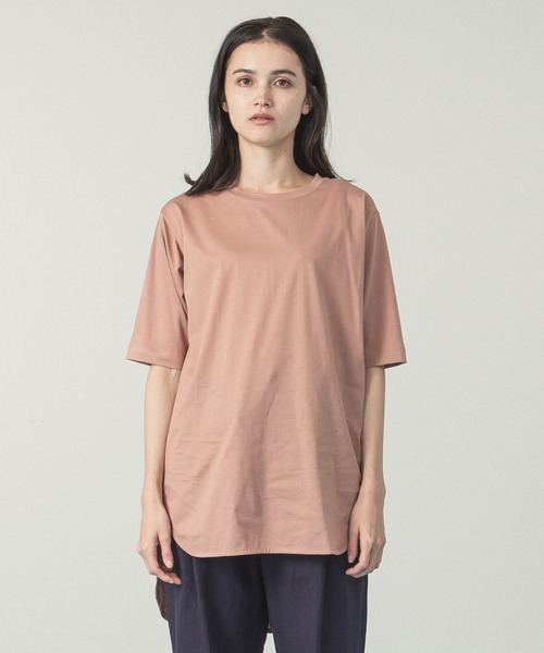 ALLUMER(アリュメール)の「コンパクトヤーンクルーネックチュニック(Tシャツ/カットソー・レディース・ブラック/ピンク/ホワイト/グリーン・1)」の11枚目の写真
