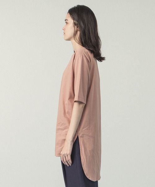 ALLUMER(アリュメール)の「コンパクトヤーンクルーネックチュニック(Tシャツ/カットソー・レディース・ブラック/ピンク/ホワイト/グリーン・1)」の10枚目の写真